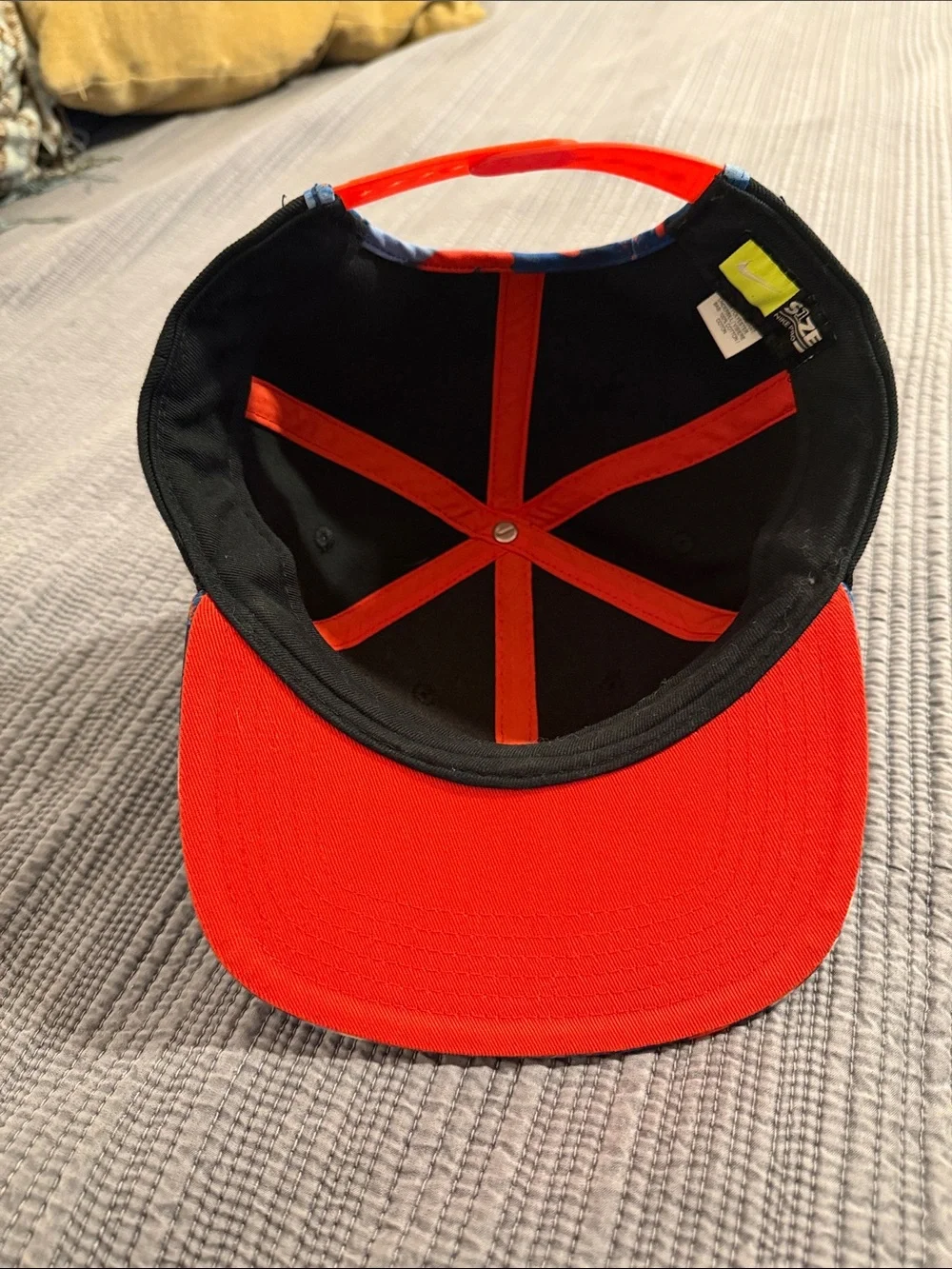 Nike Pro Hat Snapback One Size Dri-Fit Felt Swoosh Logo Spellout Colorblock